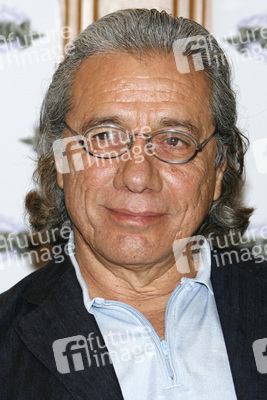 Edward James Olmos