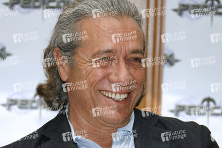 Edward James Olmos