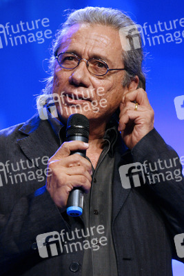 Edward James Olmos