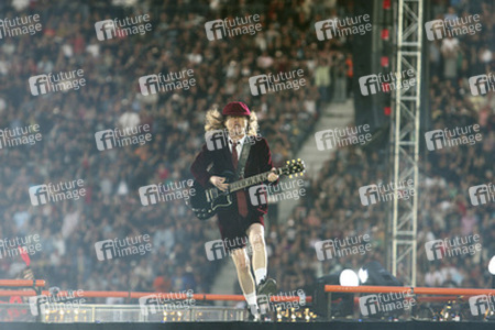 Angus Young (AC/DC)