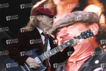 Angus Young, Brian Johnson (AC/DC)