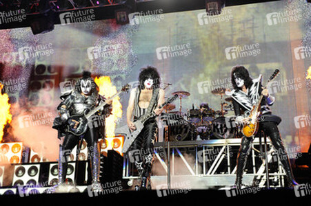 Gene Simmons / The Demon, Paul Stanley / The Starchild, Eric Singer / The Cat, Tommy Thayer / The Spaceman (Kiss)