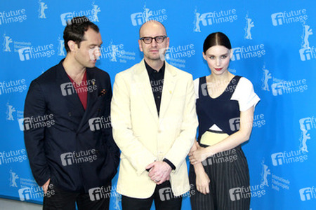 Jude Law, Steven Soderbergh, Rooney Mara