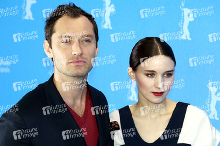 Jude Law, Rooney Mara