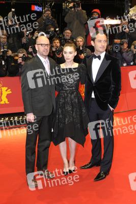 Steven Soderbergh, Rooney Mara, Jude Law