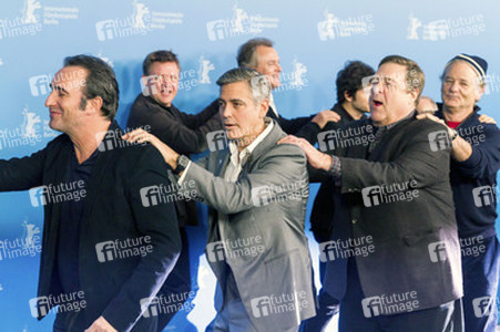 Jean Dujardin, George Clooney, John Goodman, Bill Murray, Dimitri Leonidas, Hugh Bonneville, Justus von Dohnányi