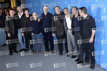 Justus von Dohnányi, Hugh Bonneville, Dimitri Leonidas, Bob Balaban, Bill Murray, John Goodman, George Clooney, Jean Dujardin, Matt Damon