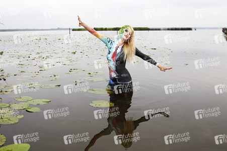 Color Suit Bodypainting