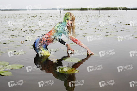 Color Suit Bodypainting