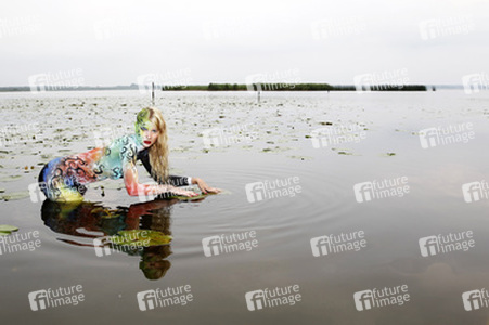 Color Suit Bodypainting