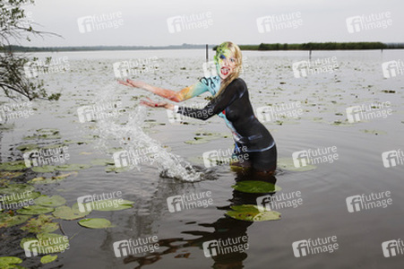 Color Suit Bodypainting