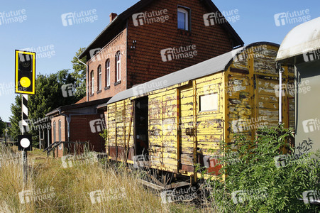 DOOR ART: Waggontür / Railway Wagon Door Bodypainting