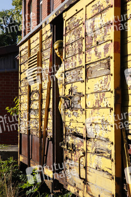 DOOR ART: Waggontür / Railway Wagon Door Bodypainting