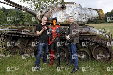 GEEK ART: Tank-Devil Bodypainting