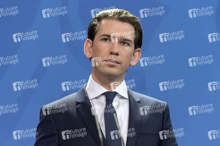 Pressekonferenz mit Merkel und Kurz in Berlin