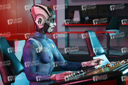 GEEK ART: 'Star Trek Discovery' Bodypainting