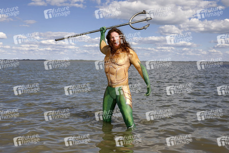 GEEK ART: Aquaman und Nixe / Aquaman and Mermaid Bodypainting