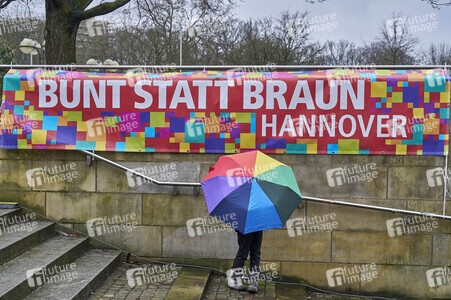 Bunt statt Braun-Demonstration in Hannover