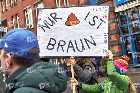 Bunt statt Braun-Demonstration in Hannover