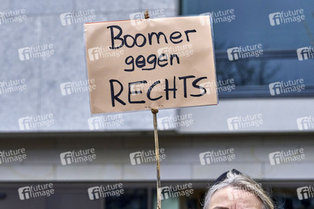 Bunt statt Braun-Demonstration in Hannover