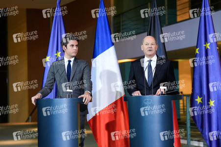 Empfang des französischen Premierministers im Kanzleramt in Berlin