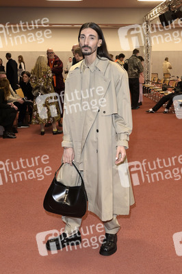 William Fan Fashion Show auf der Berlin Fashion Week A/W 2024