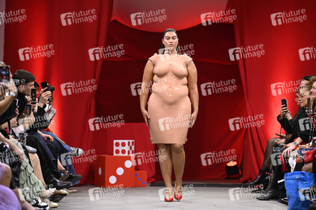 Marina Hoermanseder Fashion Show auf der Berlin Fashion Week A/W 2024