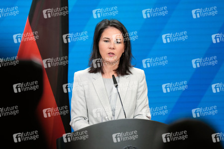 Pressekonferenz von Riyad al-Maliki und Annalena Baerbock in Berlin