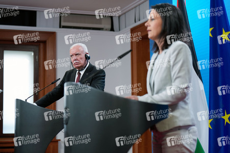 Pressekonferenz von Riyad al-Maliki und Annalena Baerbock in Berlin