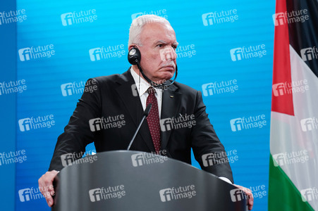 Pressekonferenz von Riyad al-Maliki und Annalena Baerbock in Berlin