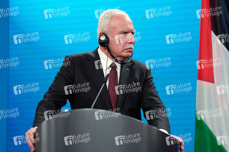 Pressekonferenz von Riyad al-Maliki und Annalena Baerbock in Berlin