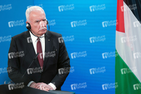 Pressekonferenz von Riyad al-Maliki und Annalena Baerbock in Berlin