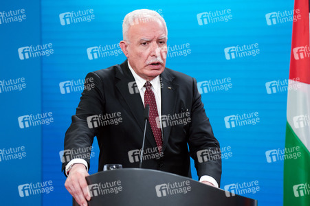 Pressekonferenz von Riyad al-Maliki und Annalena Baerbock in Berlin