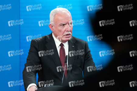 Pressekonferenz von Riyad al-Maliki und Annalena Baerbock in Berlin