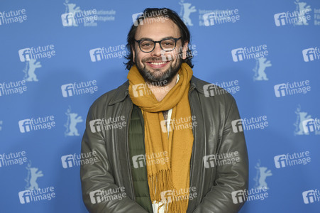 Filmpremiere 'Between the Temples', Berlinale 2024