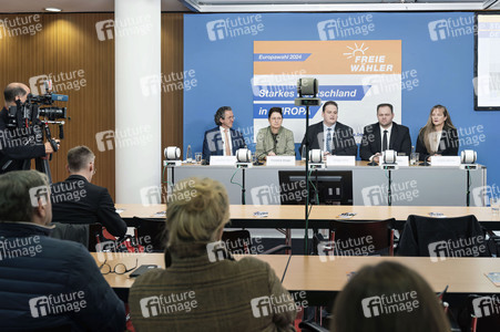 Pressekonferenz der Freien Wähler zur Vorstellung der Europawahlkampagne in Berlin