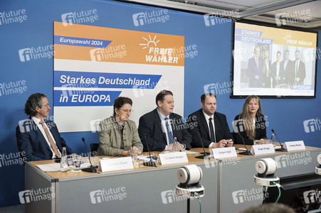 Pressekonferenz der Freien Wähler zur Vorstellung der Europawahlkampagne in Berlin