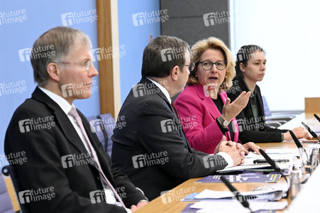 Bundespressekonferenz zur Vorstellung des UNDP-Berichts in Berlin