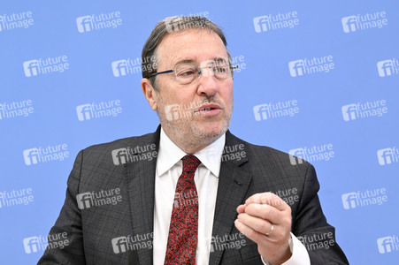 Bundespressekonferenz zur Vorstellung des UNDP-Berichts in Berlin