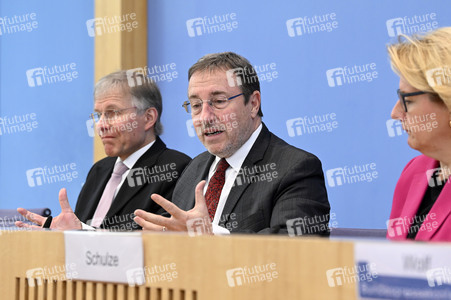 Bundespressekonferenz zur Vorstellung des UNDP-Berichts in Berlin