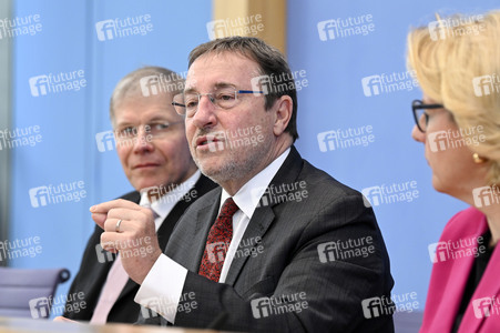 Bundespressekonferenz zur Vorstellung des UNDP-Berichts in Berlin