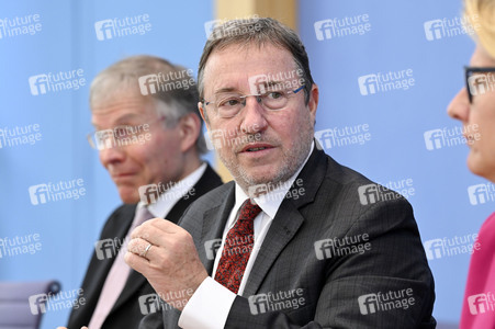 Bundespressekonferenz zur Vorstellung des UNDP-Berichts in Berlin