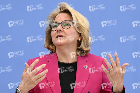 Bundespressekonferenz zur Vorstellung des UNDP-Berichts in Berlin