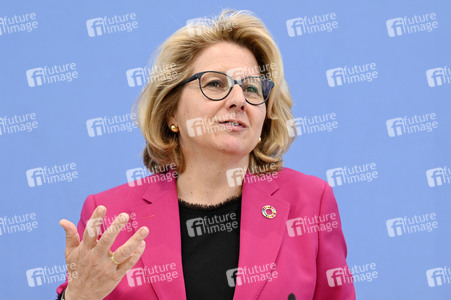 Bundespressekonferenz zur Vorstellung des UNDP-Berichts in Berlin