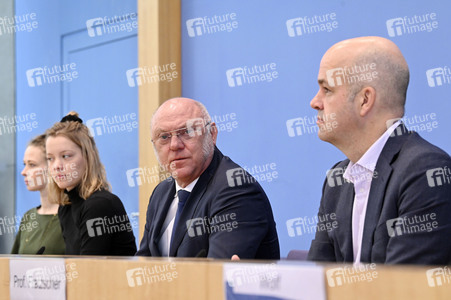 Bundespressekonferenz zum Klimageld in Berlin