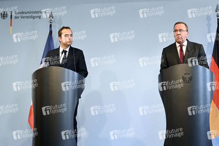 Pressekonferenz mit Sebastien Lecornu und Boris Pistorius in Berlin