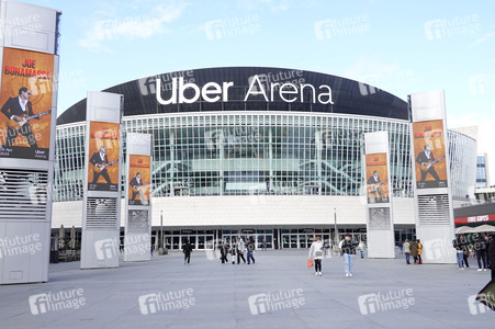 Umbenennung der Mercedes-Benz Arena in Uber Arena in Berlin