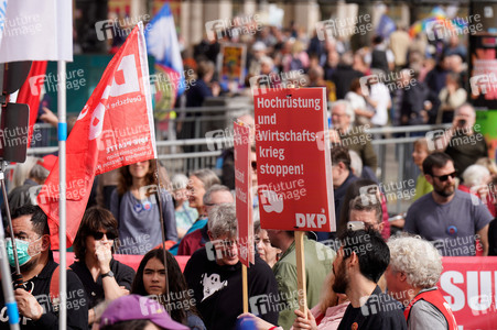 Ostermarsch mit Kundgebung in Berlin