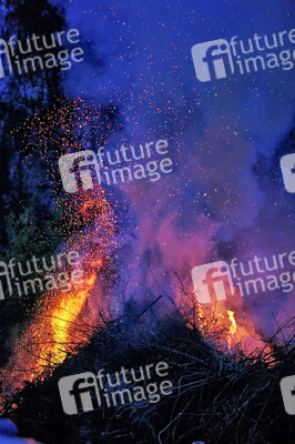 Symbolfoto Osterfeuer