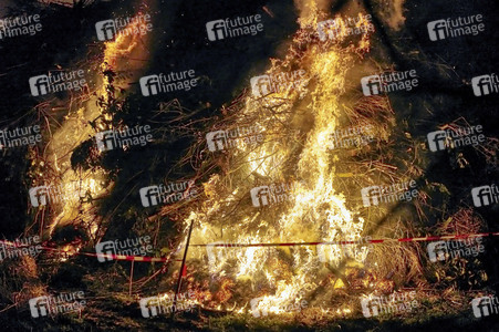 Symbolfoto Osterfeuer